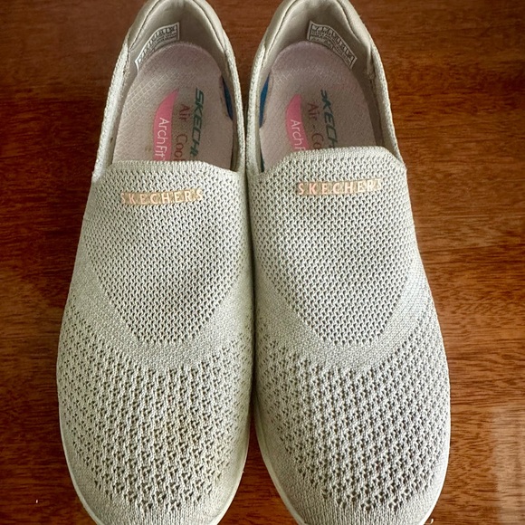 Skechers Women's Beige Slip-On Sneakers - Picture 3 of 6